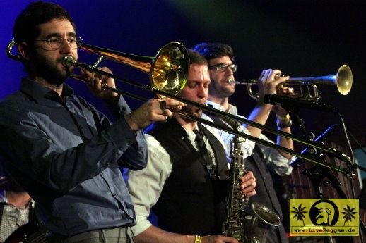 Dr. Ring Ding (D) with Soulfood International - Dynamite Ska Festival - Felsenkeller, Leipzig 21. November 2015 (19).JPG